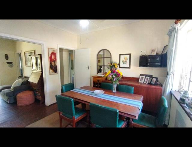 3 BEDROOM HOUSE FOR SALE IN PRESTBURY